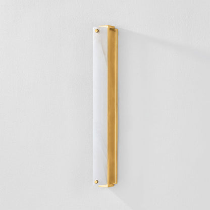 Edgemere LED Wall Light in Detail.