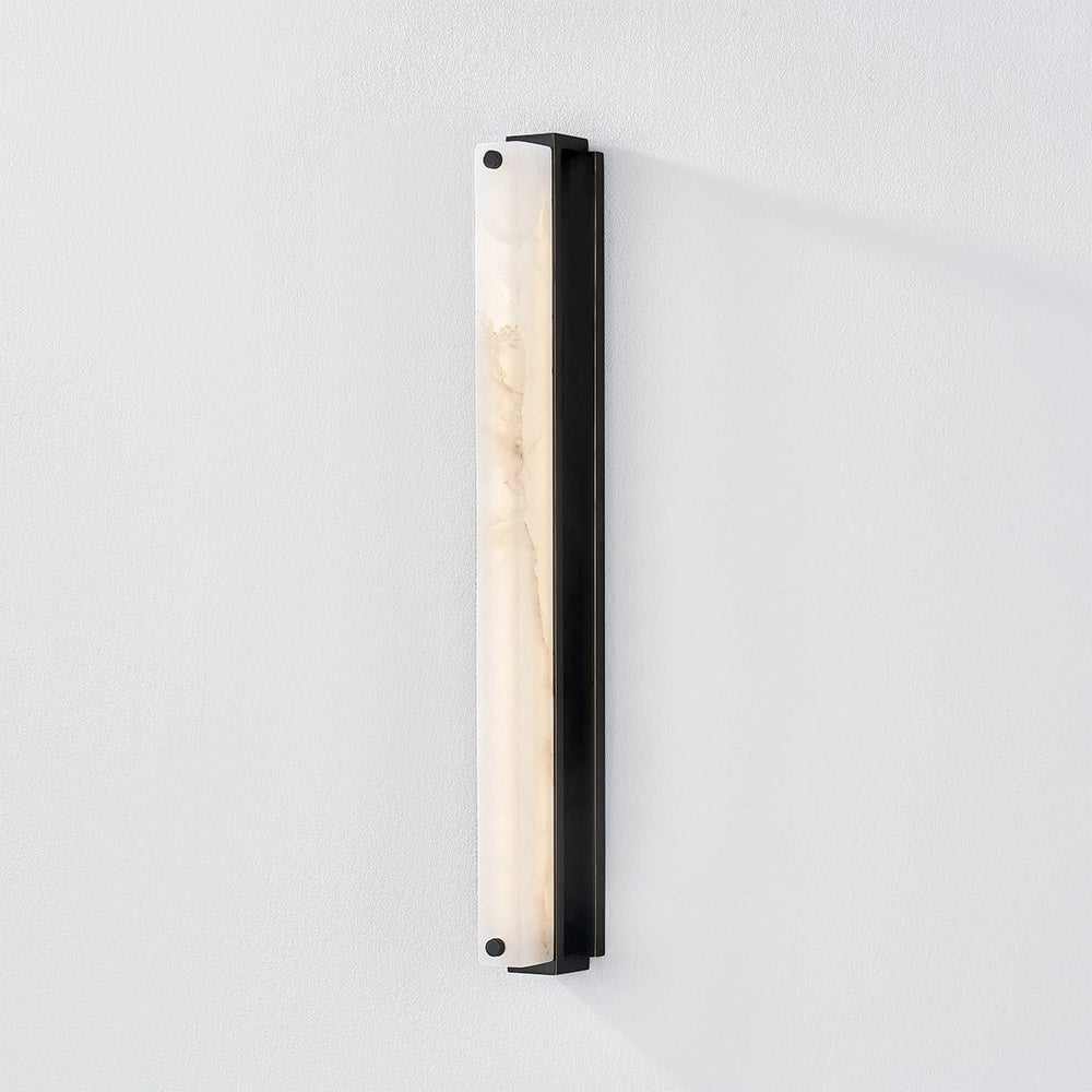 Edgemere LED Wall Light in Detail.