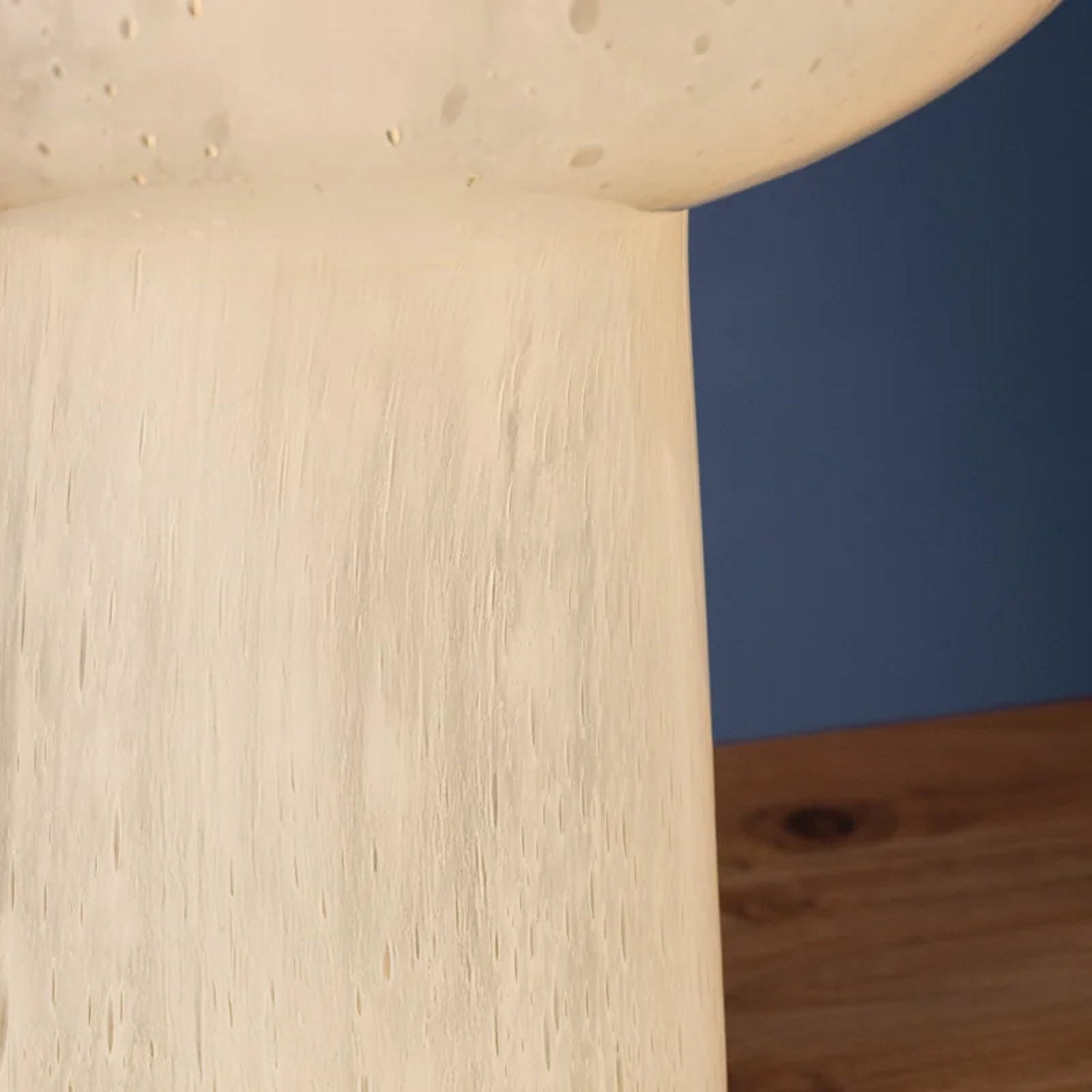 Fords LED Rechargeable Table Lamp.
