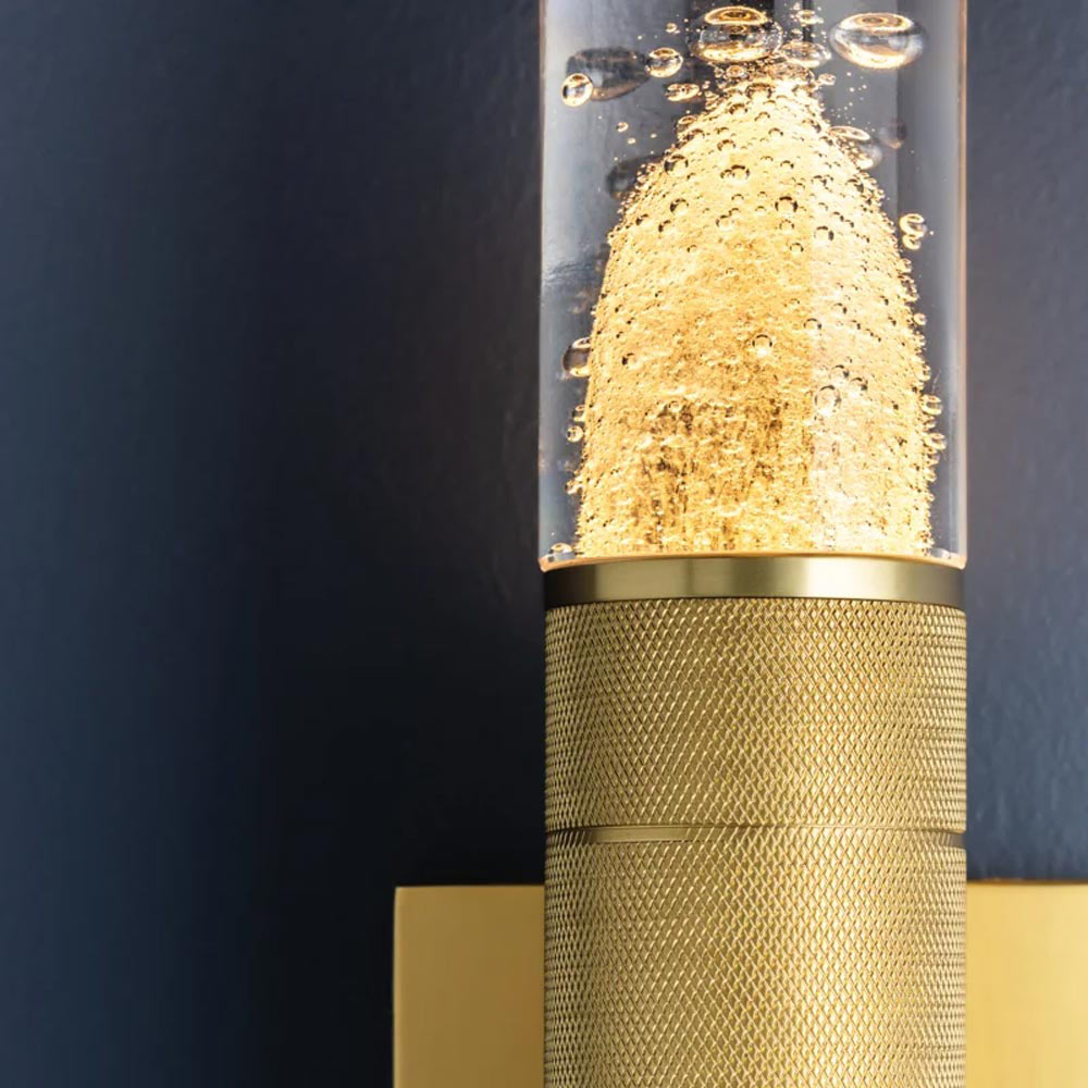 Glen Cove Wall Light in Detail.