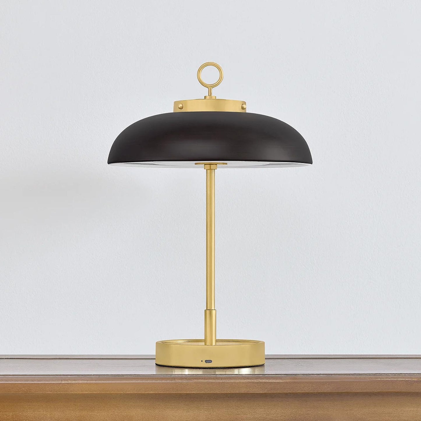 Hector LED Rechargeable Table Lamp in Detail.