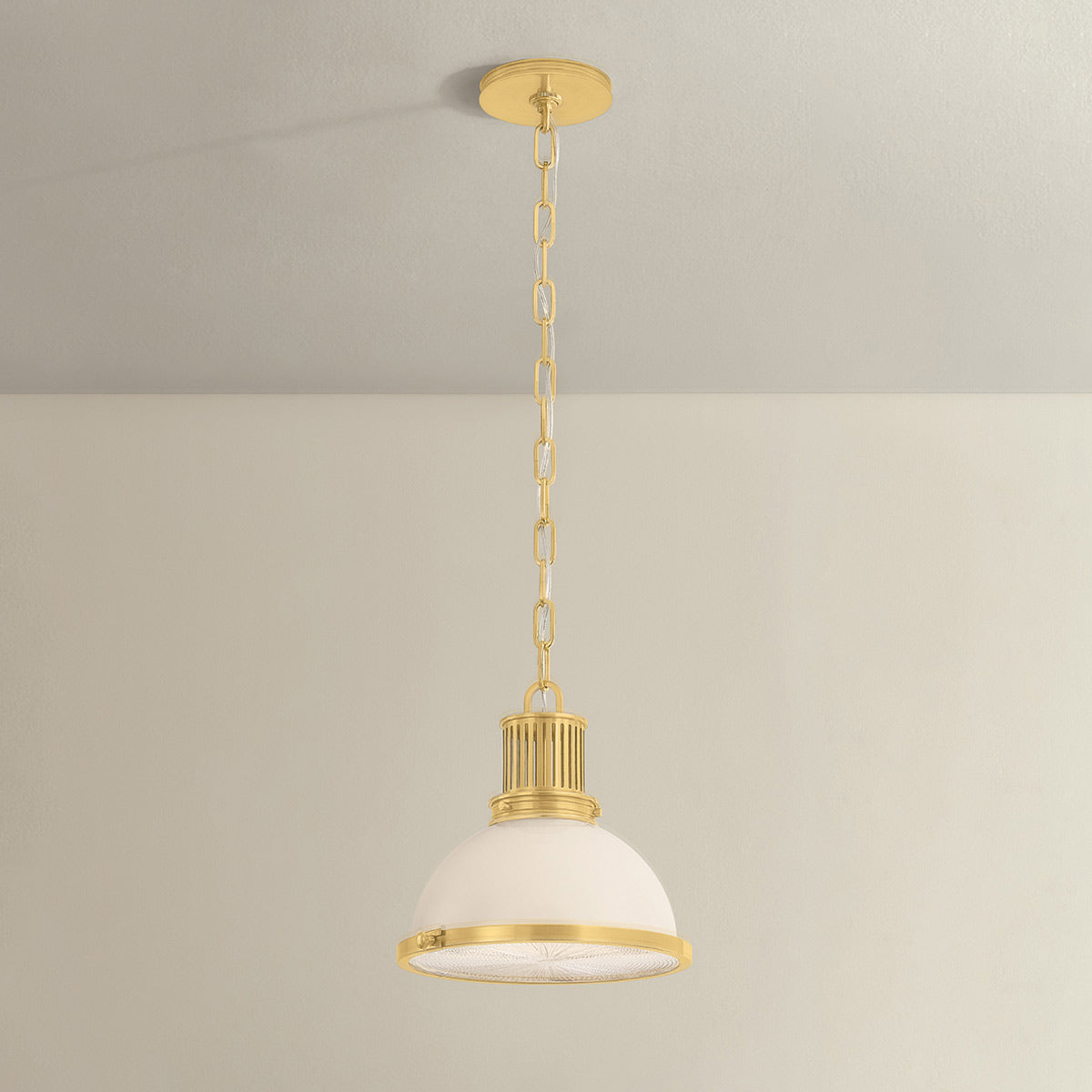 Pinesbridge Pendant Light in Detail.