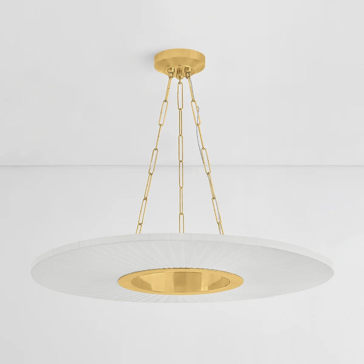 Prattsburgh LED Chandelier in Detail.