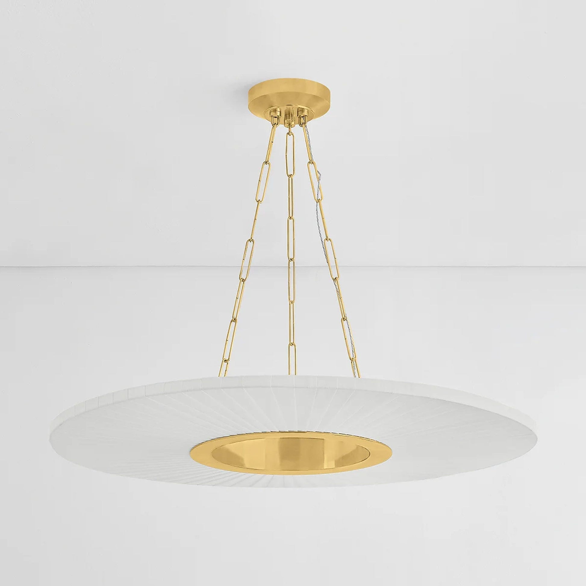Prattsburgh LED Chandelier in Detail.