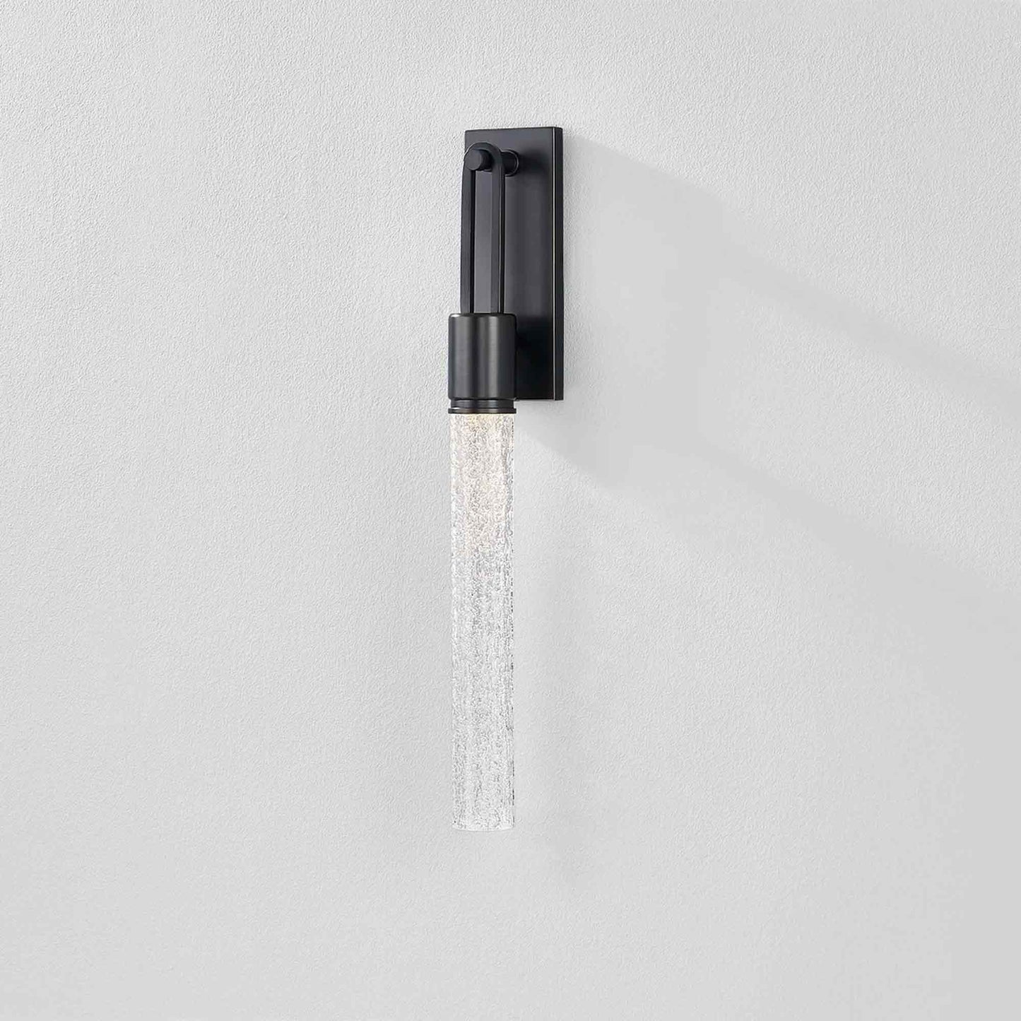 Raynham LED Wall Light in Detail.