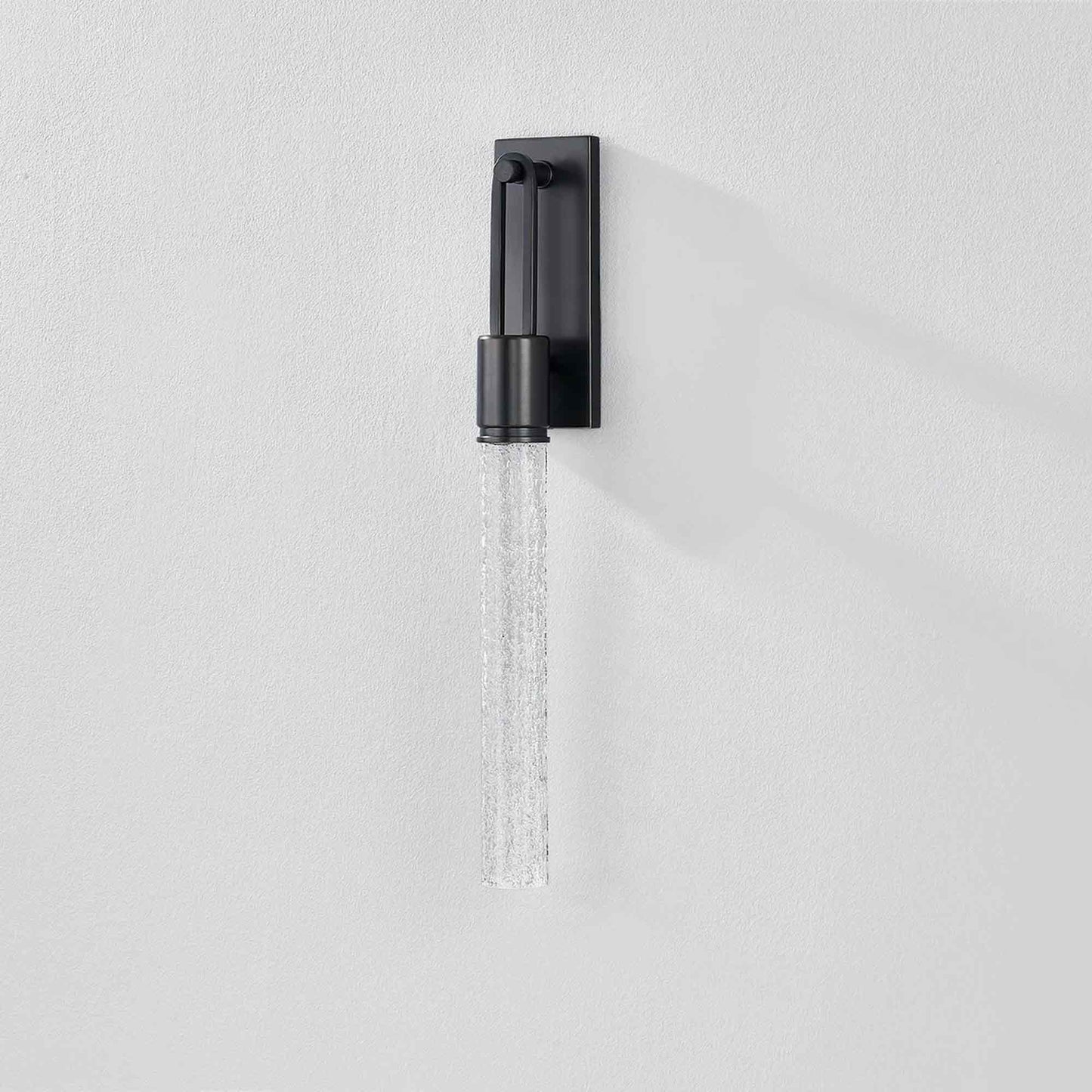 Raynham LED Wall Light in Detail.