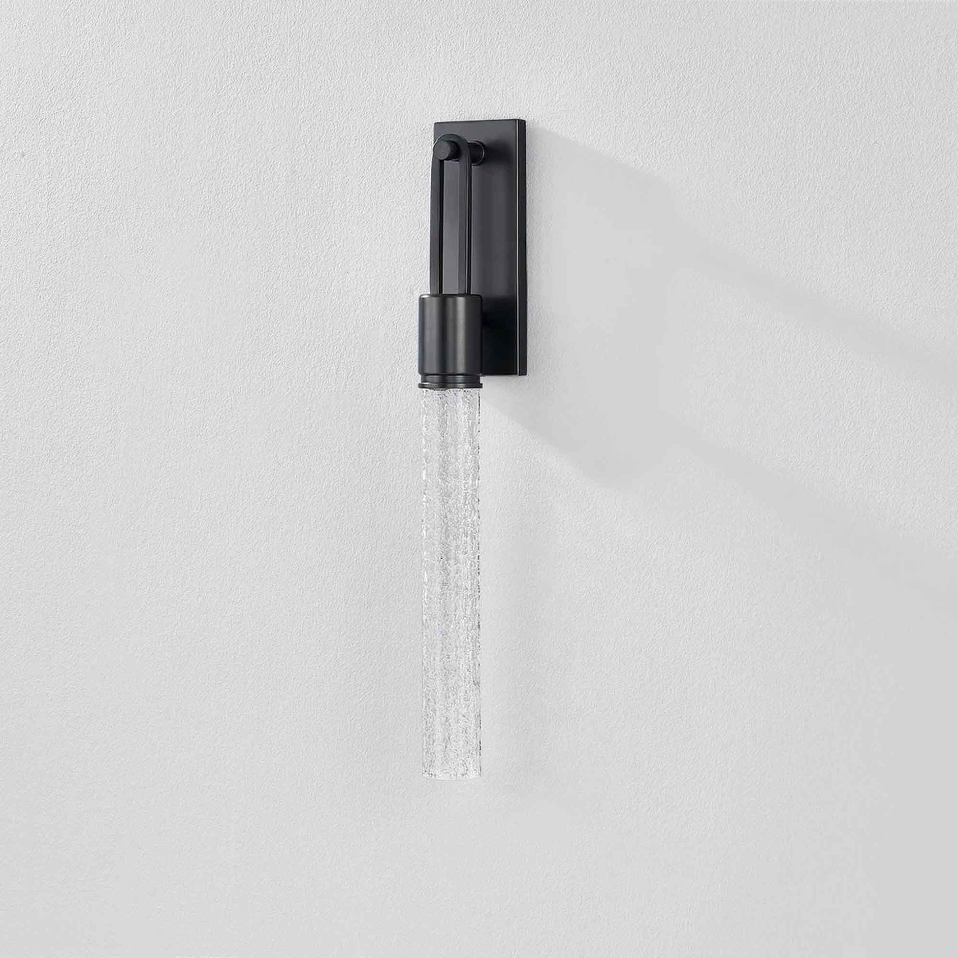 Raynham LED Wall Light in Detail.