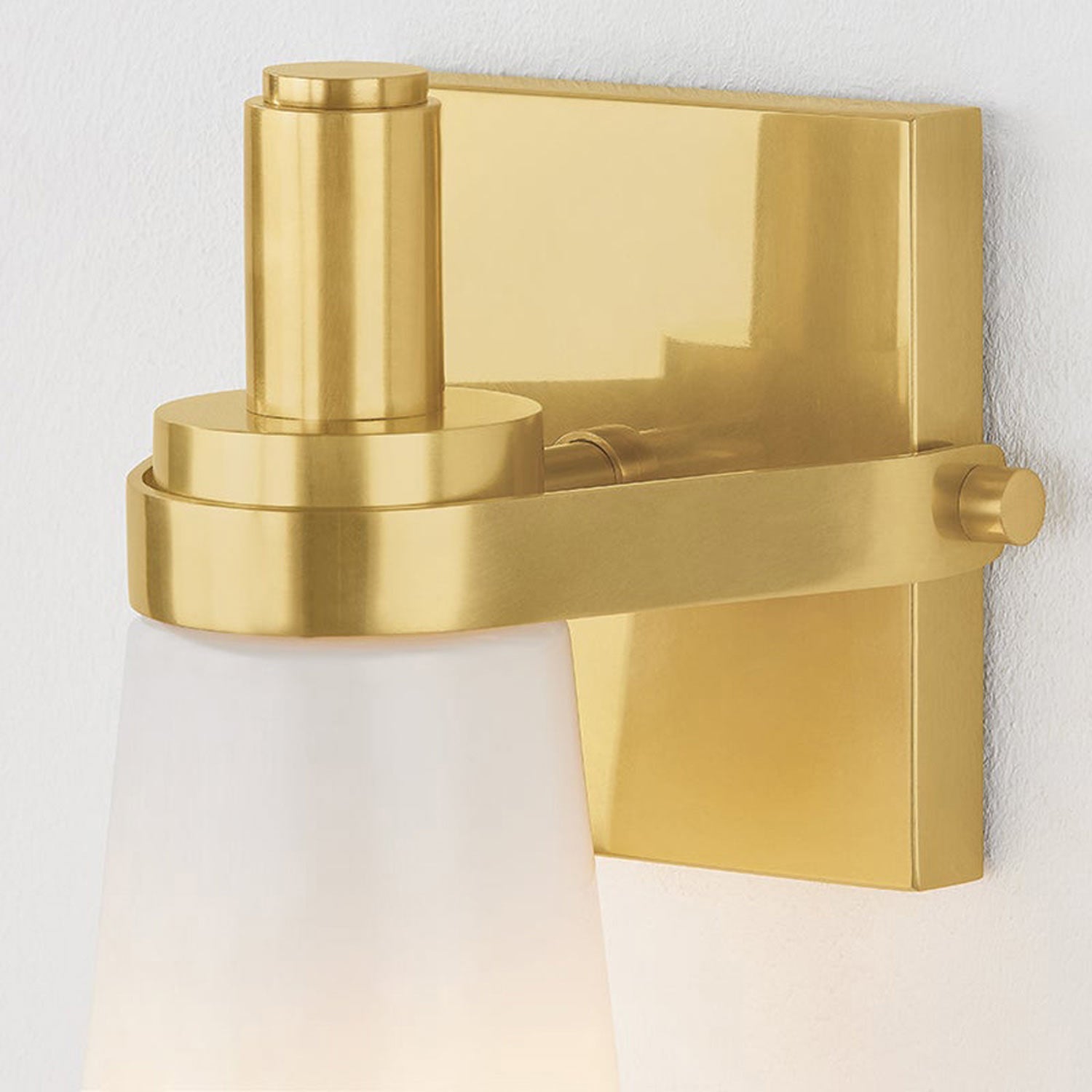 Trude Wall Light in Detail.