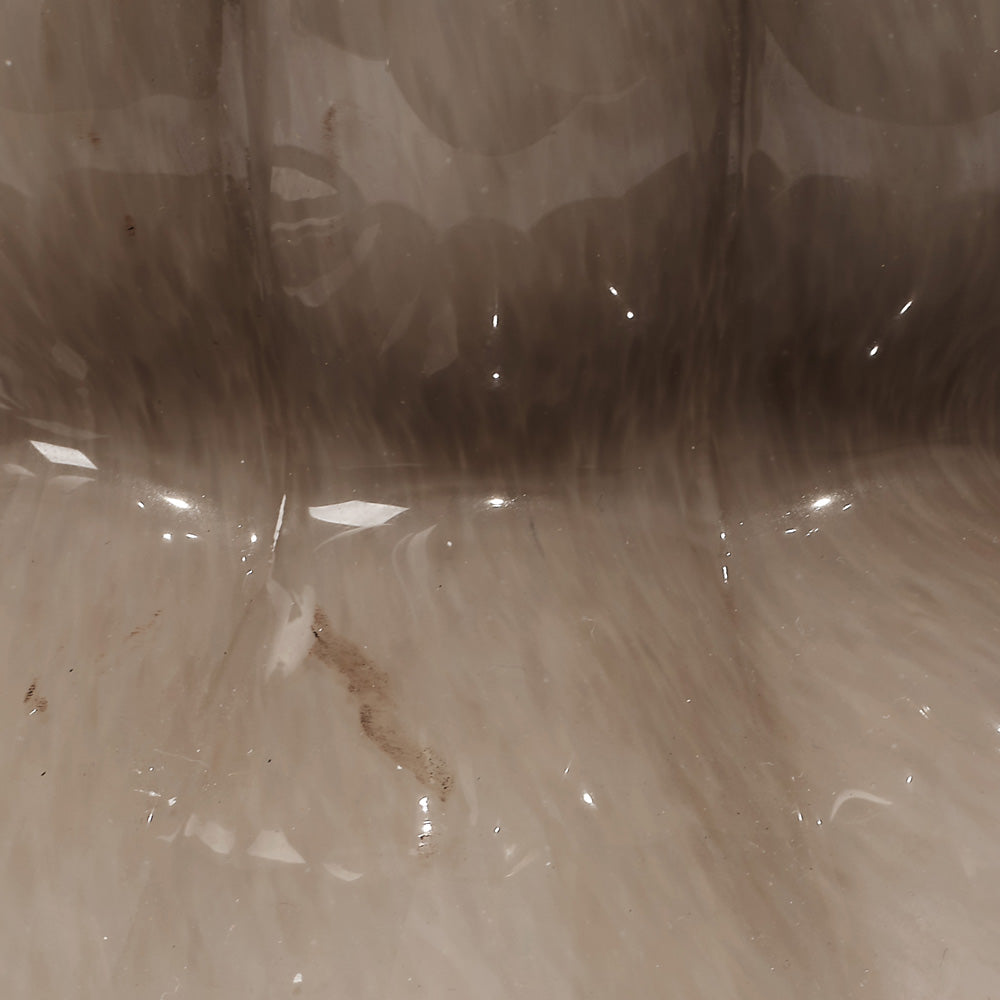 Agnes Table Lamp in Detail.