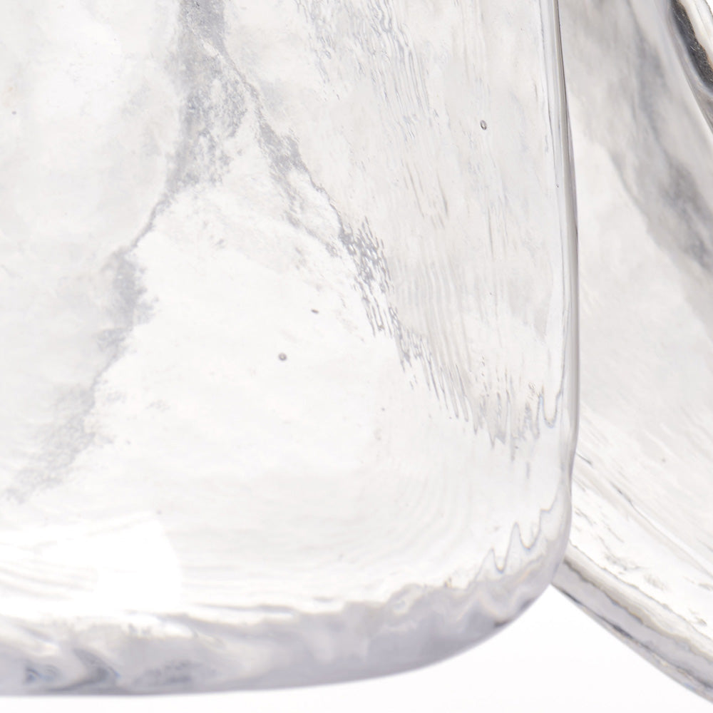 Cala Pendant Light in Detail.