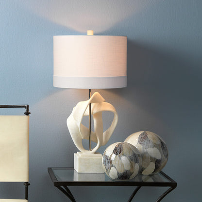 Intertwined Table Lamp in Detail.