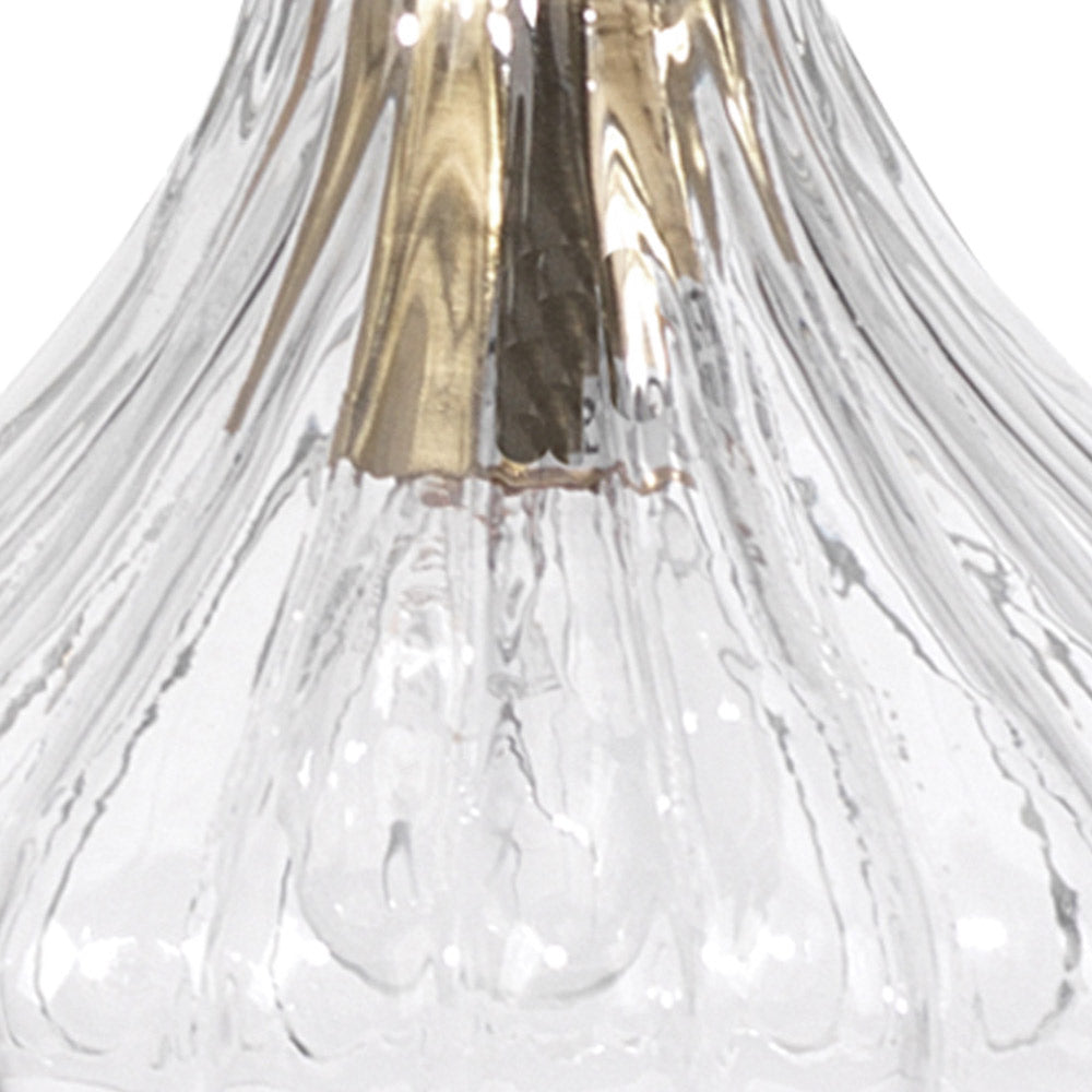 Isabella Pendant Light in Detail.