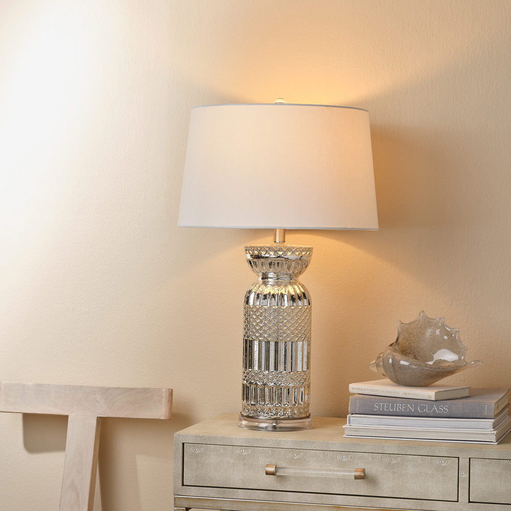 Isla Table Lamp in Detail.