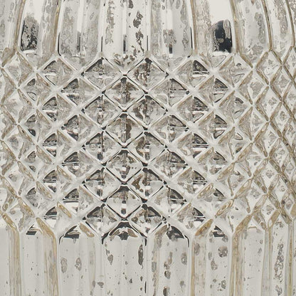 Isla Table Lamp in Detail.