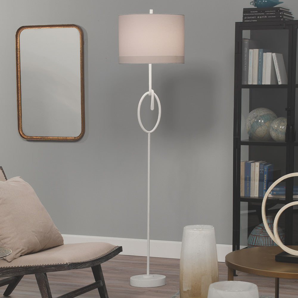 Knot Floor Lamp in Detail.