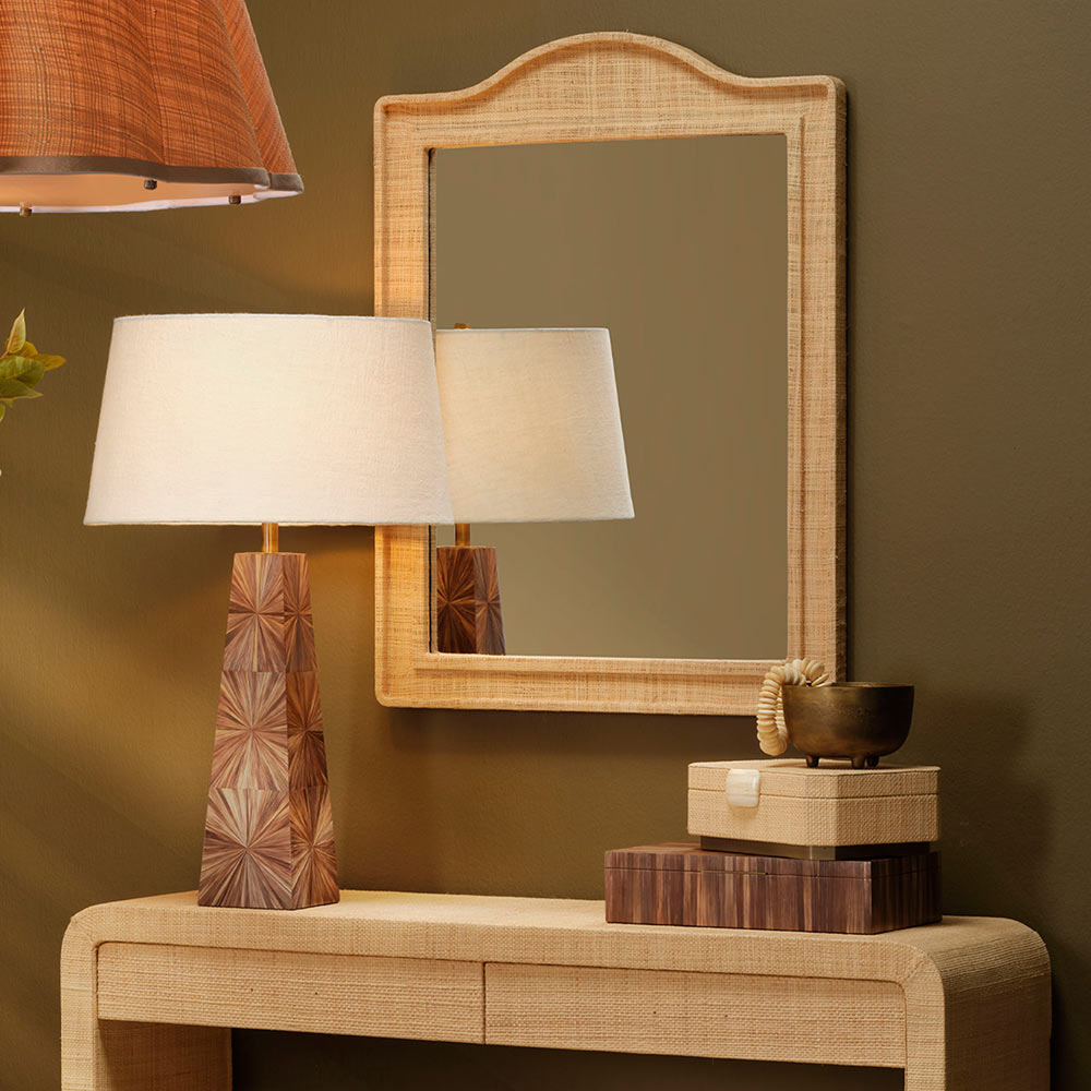 Palm Table Lamp in Detail.