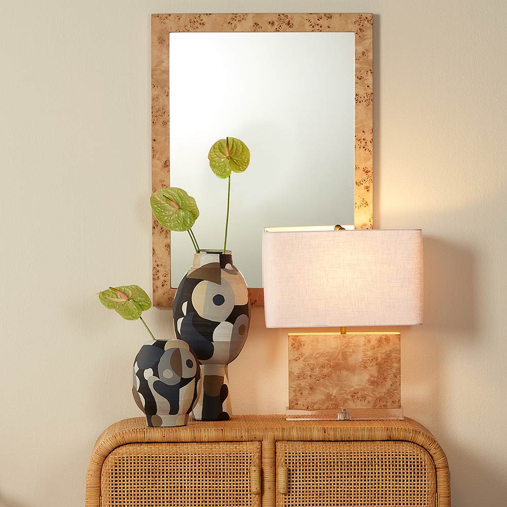 Parallel Table Lamp in Detail.