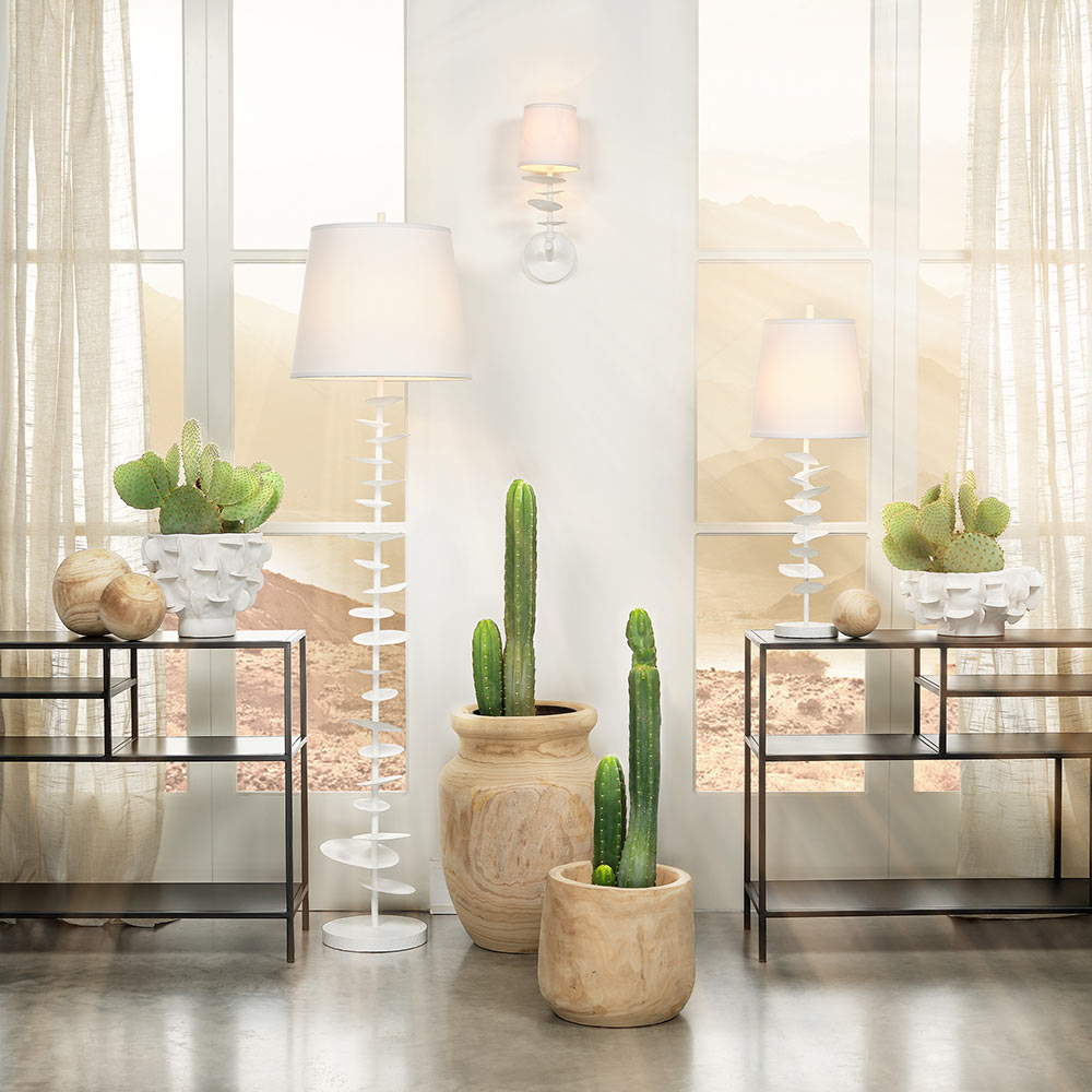 Petals Floor Lamp in Detail.