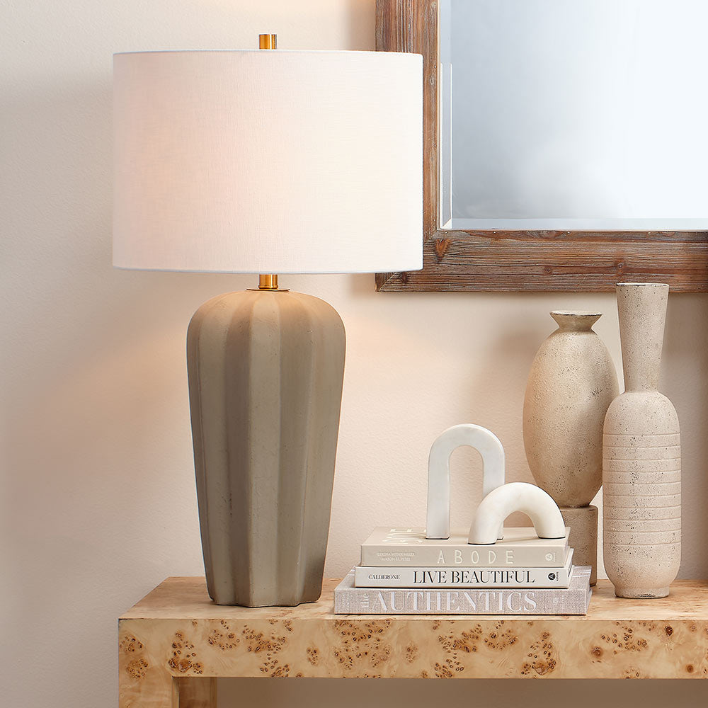 Regal Table Lamp in Detail.
