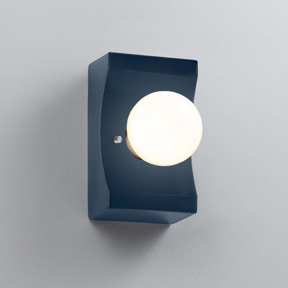 Ambiance Scoop Wall Light in Detail.