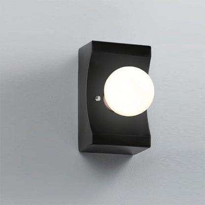 Scoop Wall Light in Detail.