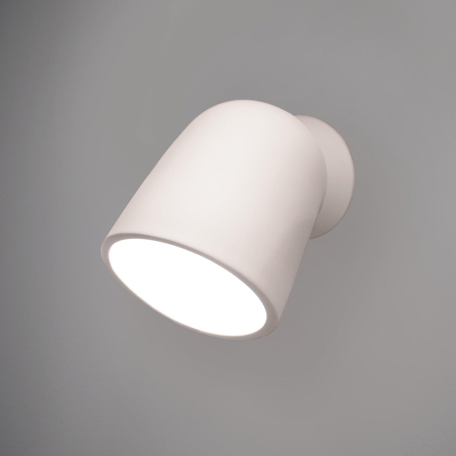 Splash Outdoor Wall Light in Detail.