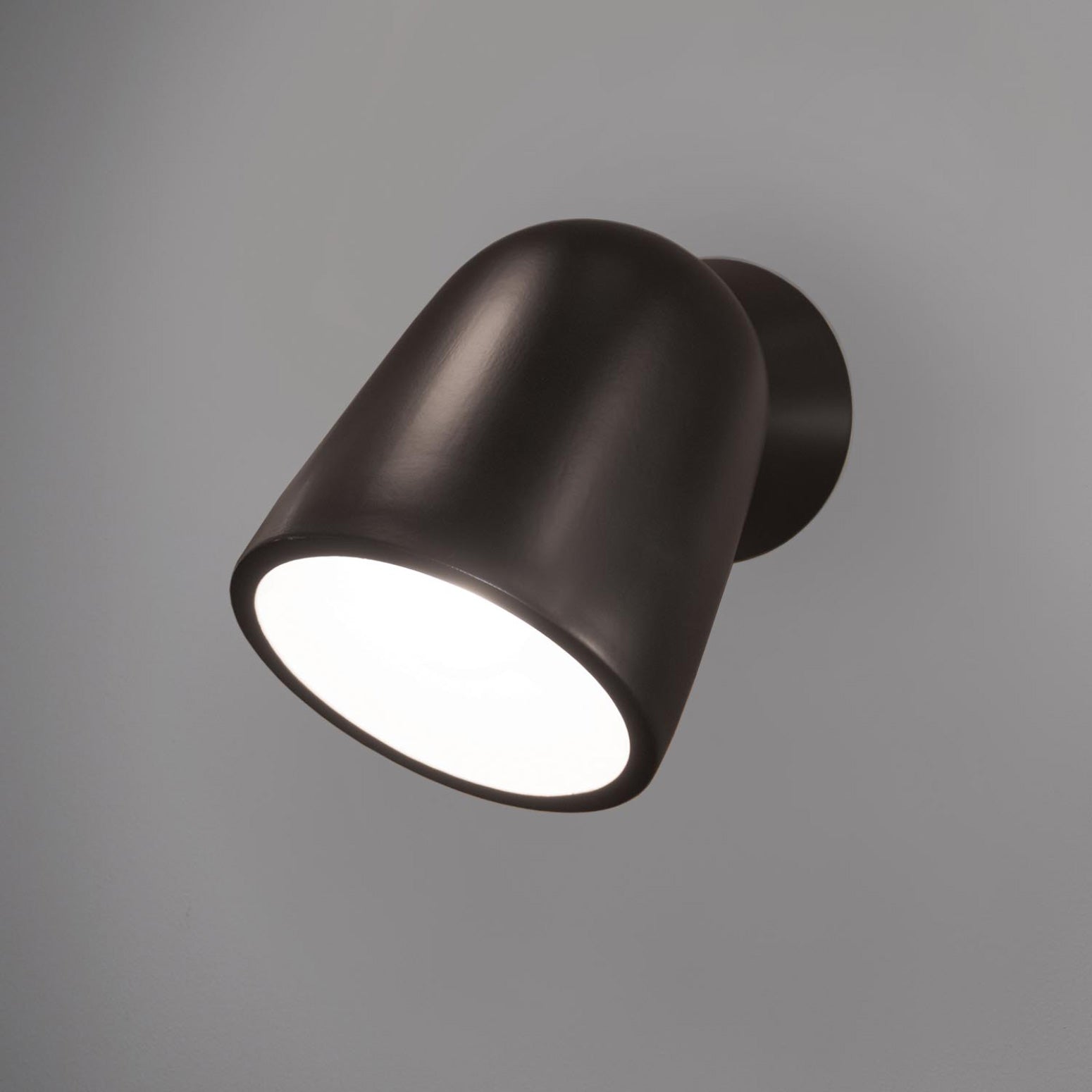 Splash Outdoor Wall Light in Detail.