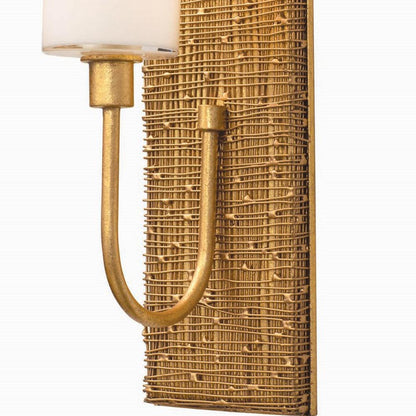 Cestino Single Wall Light in Detail.