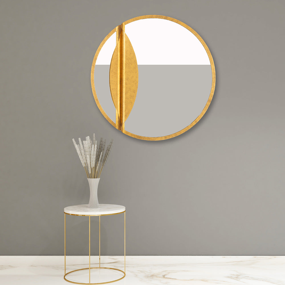 Divisio Wall Mirror in Detail.