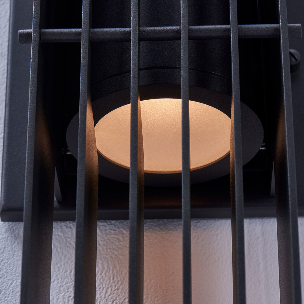 Drew Outdoor LED Wall Light in Detail.