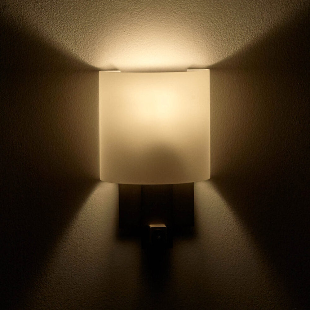 Espille Wall Light in Detail.