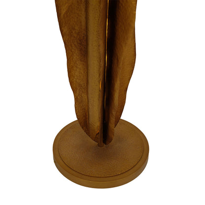 Folia LED Floor Lamp in Detail.