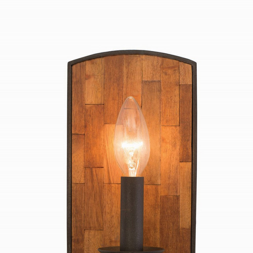 Lansdale Wall Light in Detail.