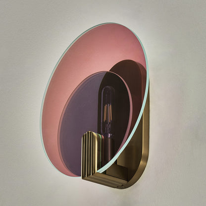 Optics Wall Light in Detail.