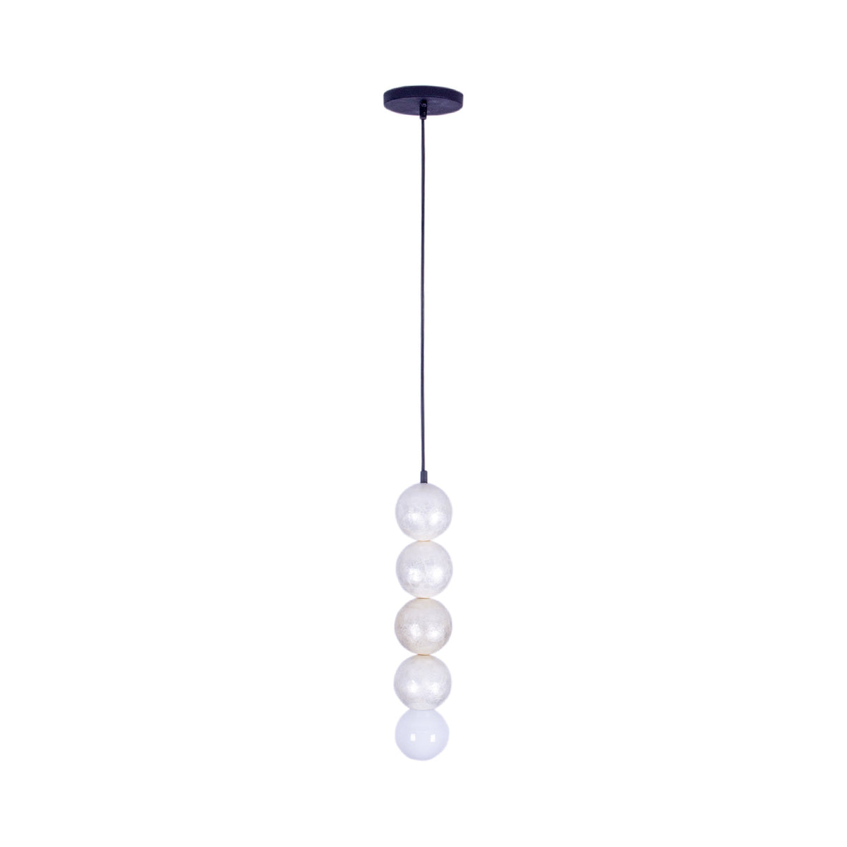 Pearls Pendant Light in Detail.