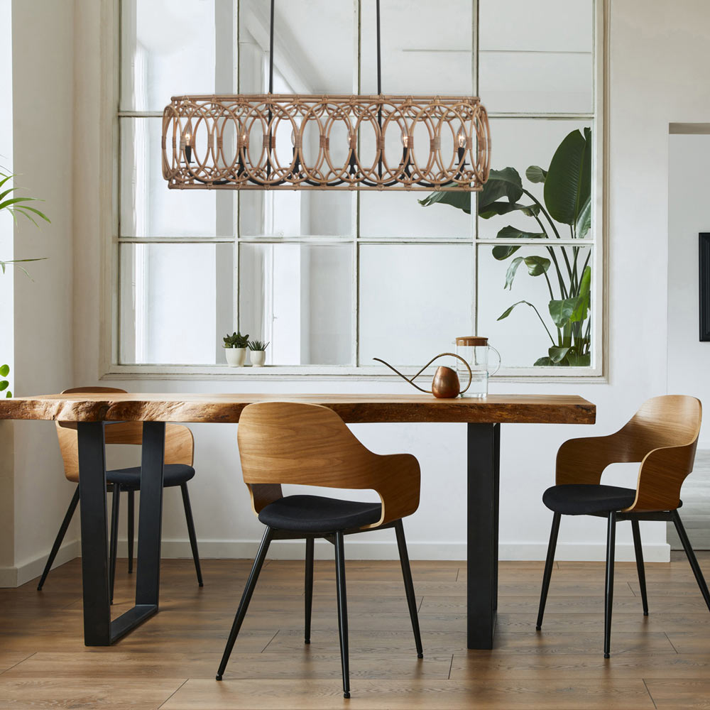 Tablas Linear Pendant Light in living room.