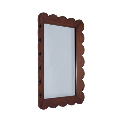 Tart Wall Mirror in Detail.