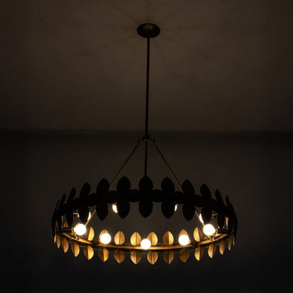 Vittoria Chandelier in Detail.