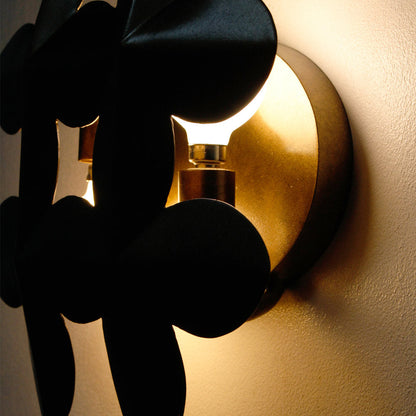 Vittoria Wall Light in Detail.