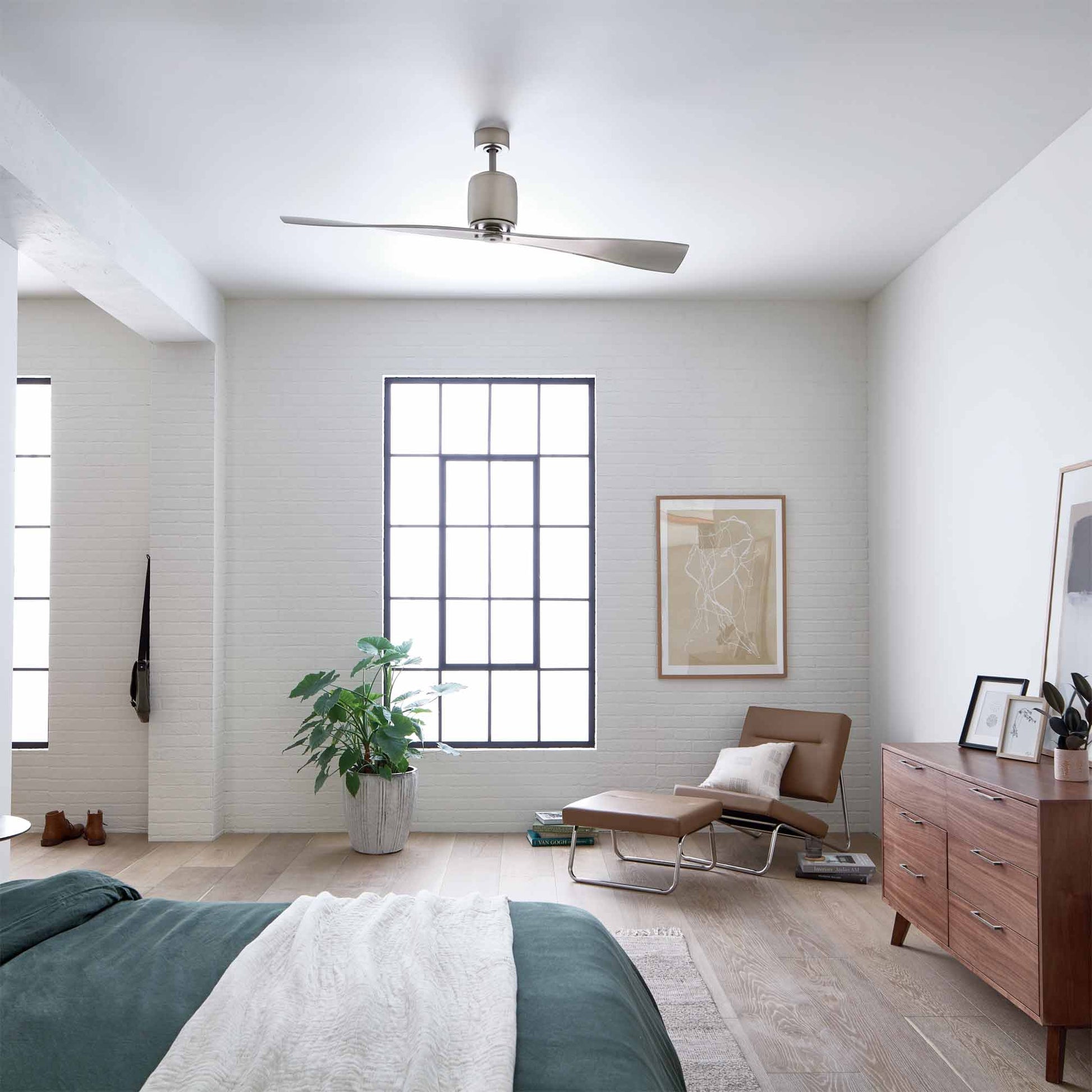 Ferron Ceiling Fan in bedroom.