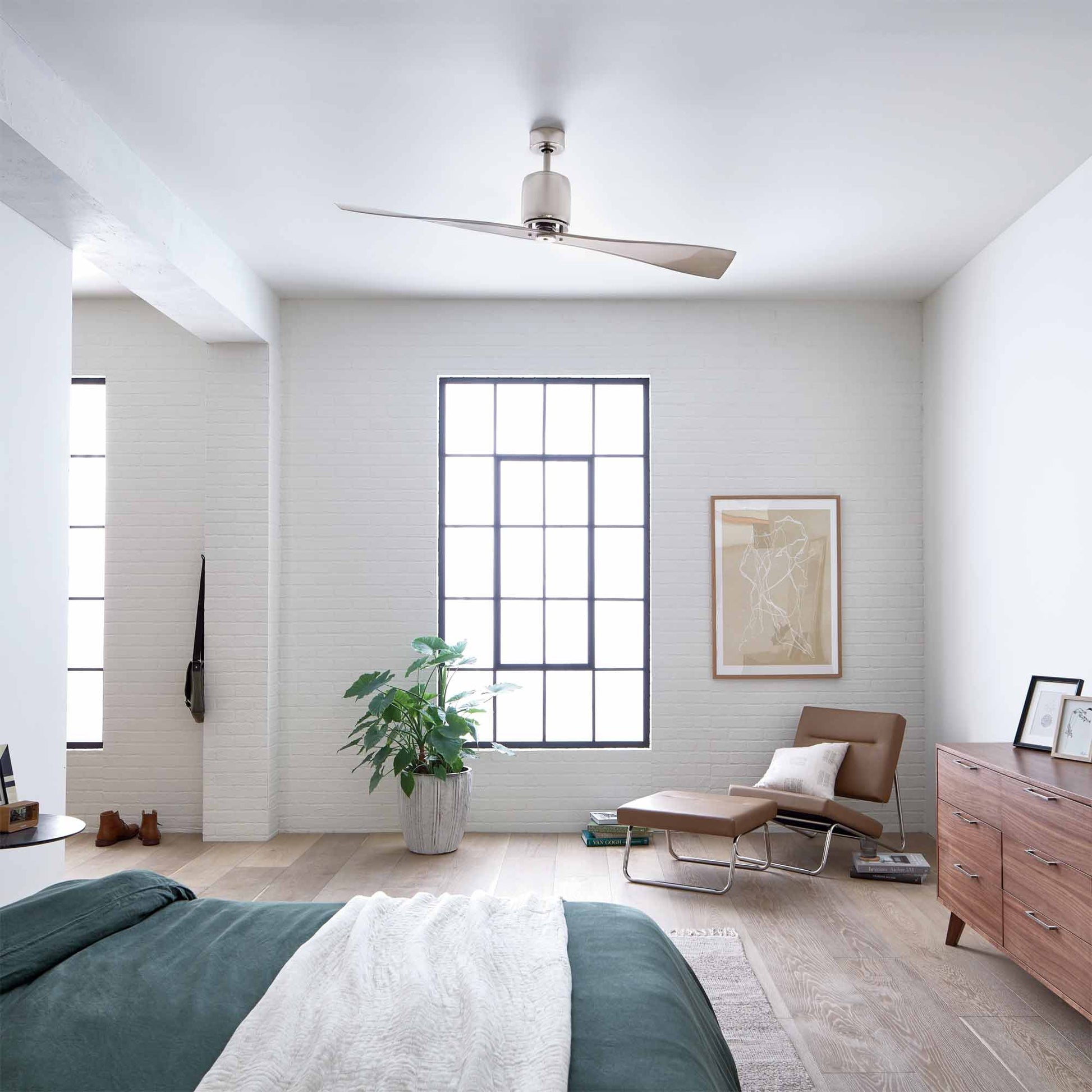 Ferron Ceiling Fan in bedroom.