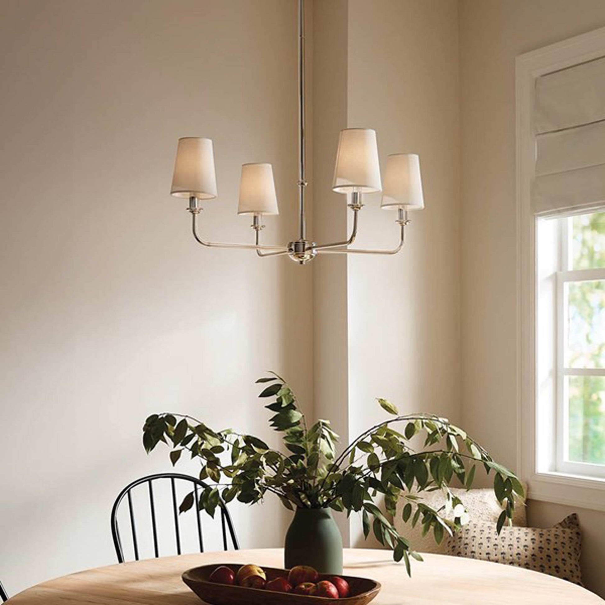 Pallas Mini Chandelier in dining room.