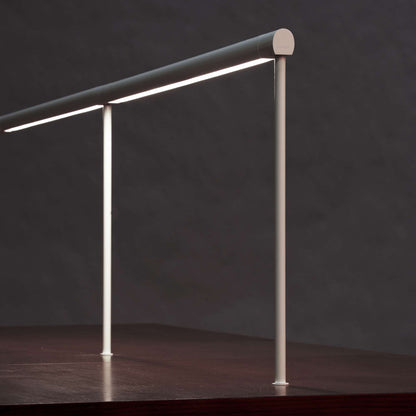 Sobre LED Task Light - Thru Table in Detail.