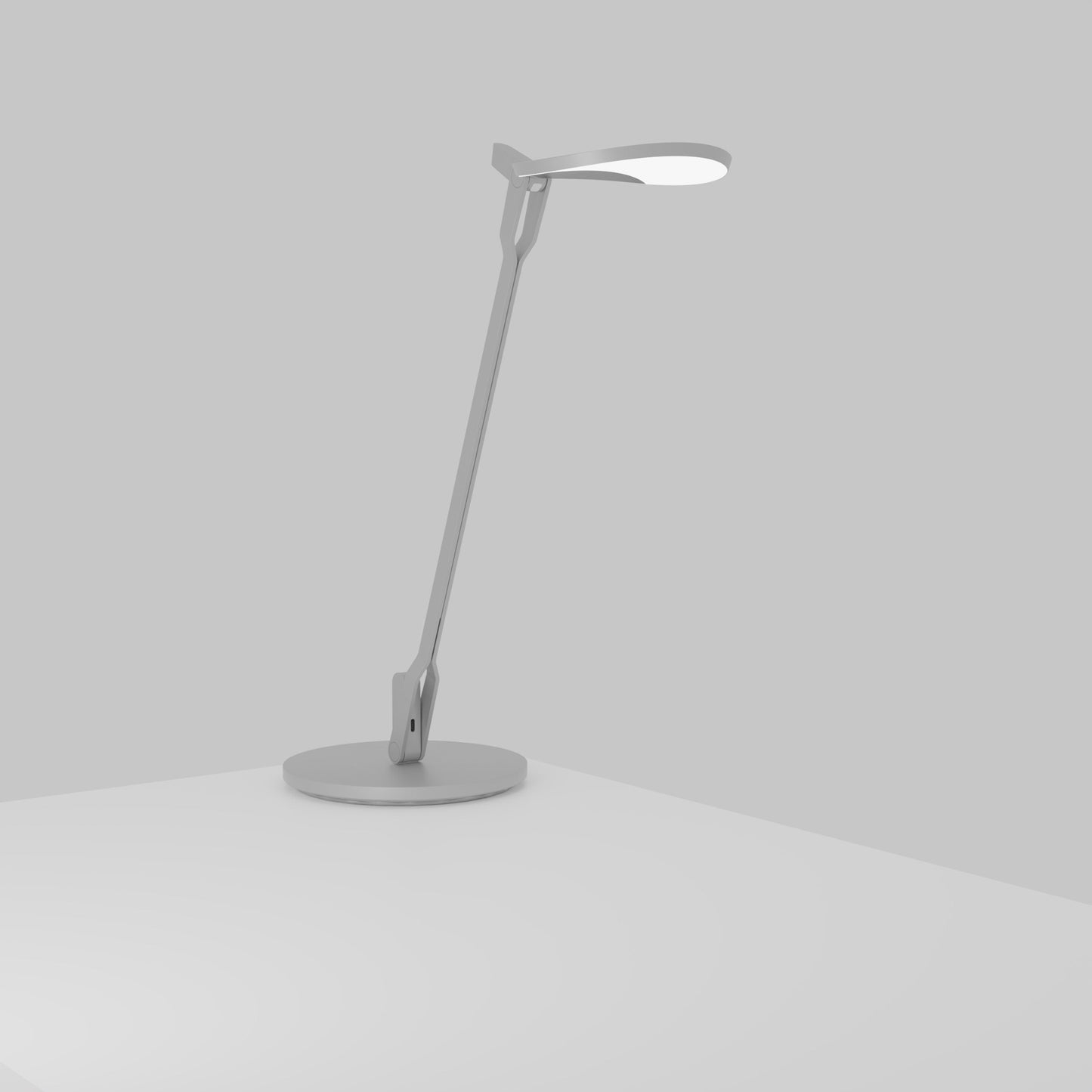 Splitty Pro LED Desk Lamp in Silver (Standard Desk Base).
