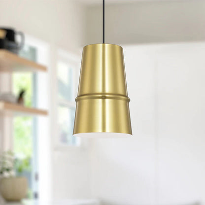 Castor Pendant Light in Detail.