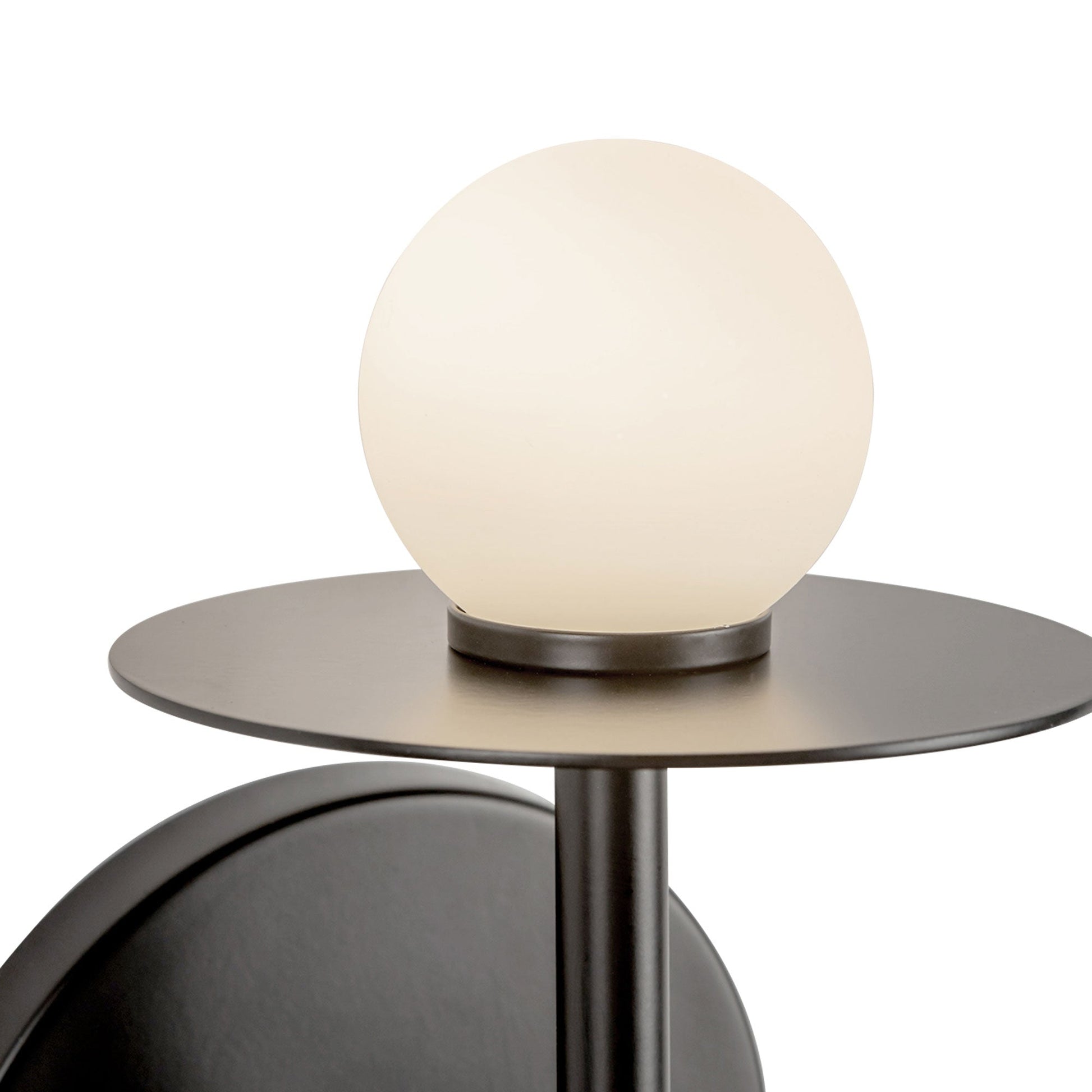 Elixir LED Wall Light in Detail.