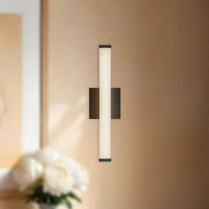 Geri LED Bath Wall Light in Detail.