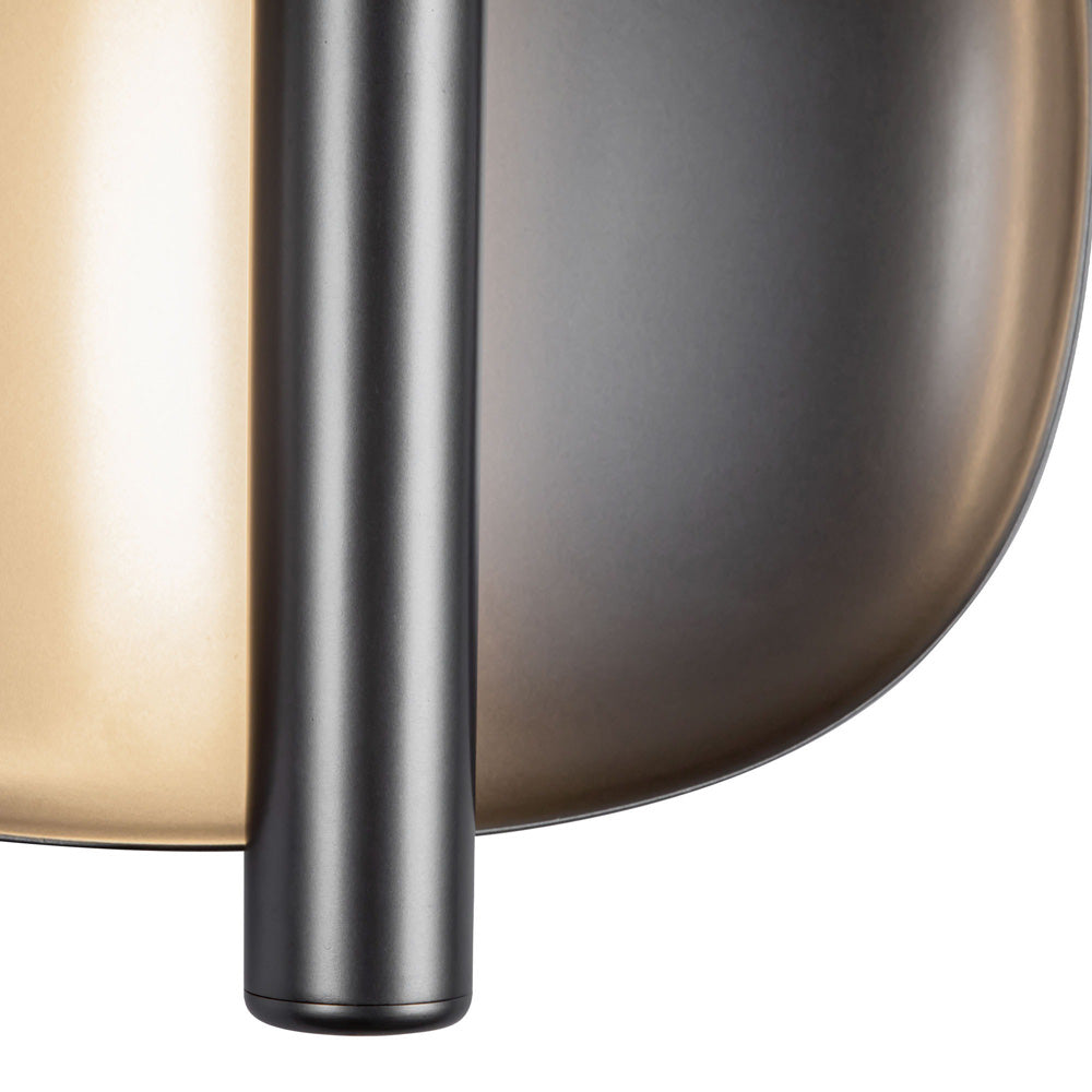Lustre LED Wall Light in Detail.