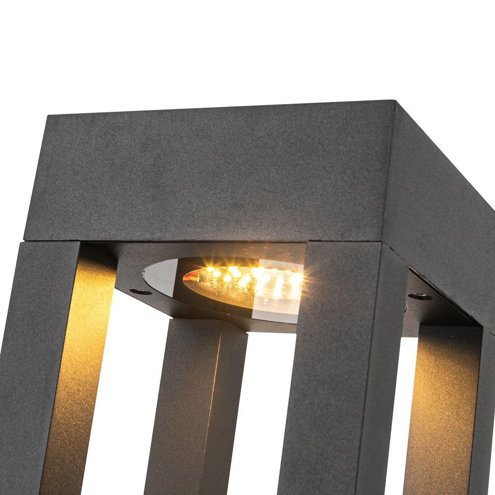 Napa Outdoor LED Path Light in Detail.