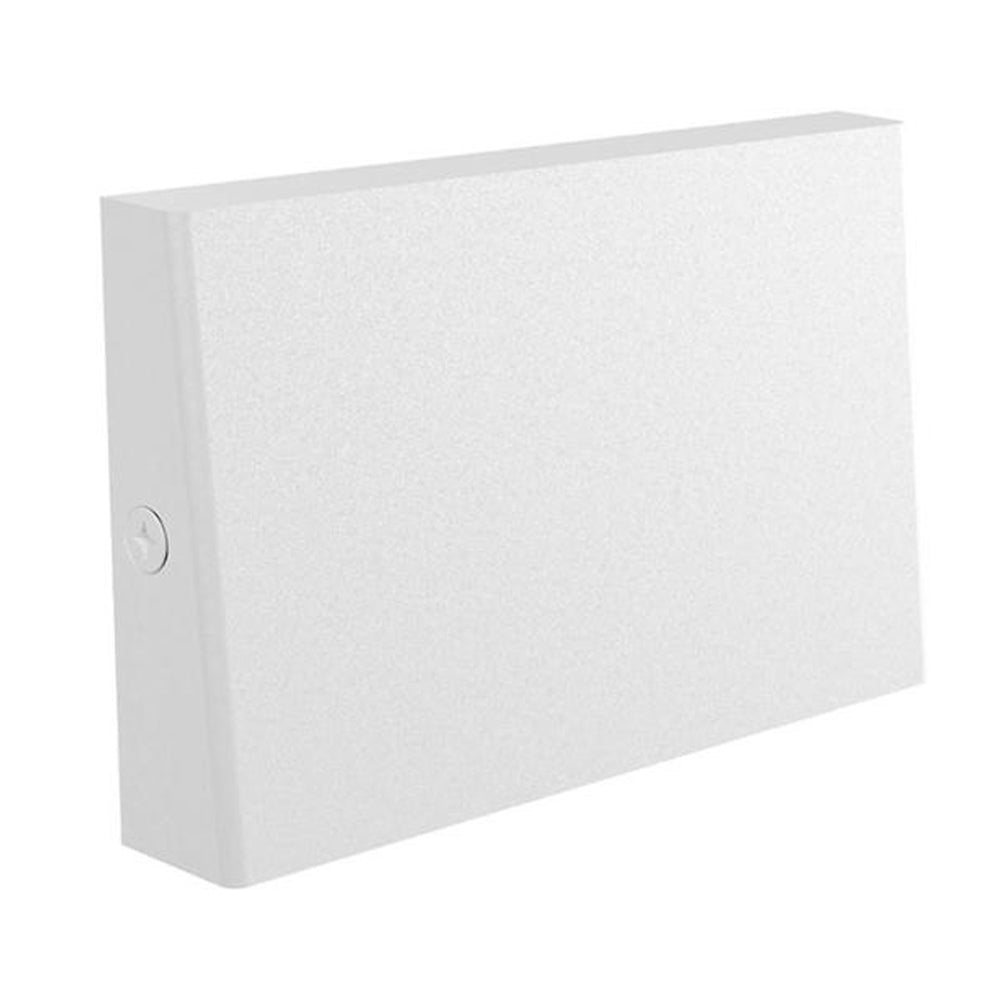 Roto Outdoor LED Step Light in White.